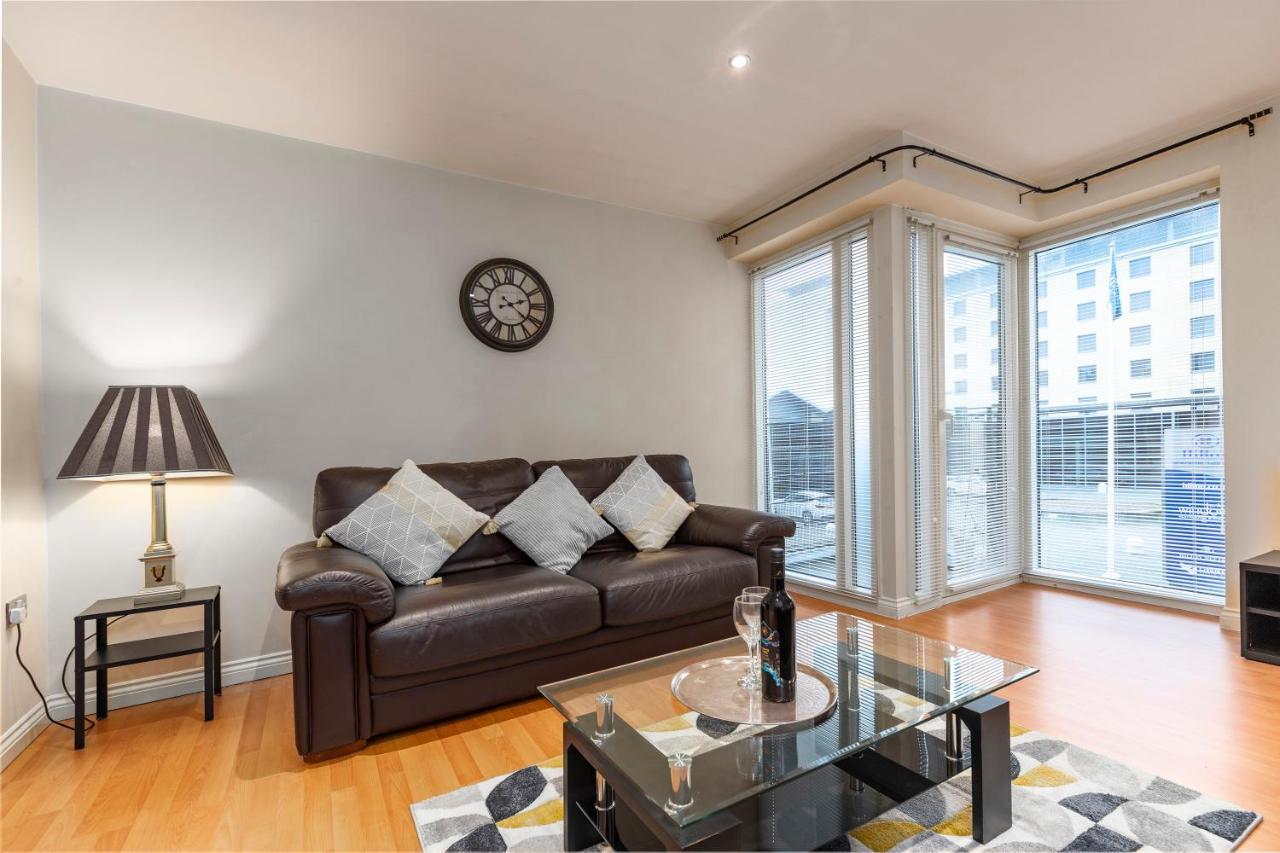 Oakstays Quayside Apartment เกทส์เฮด ภายนอก รูปภาพ